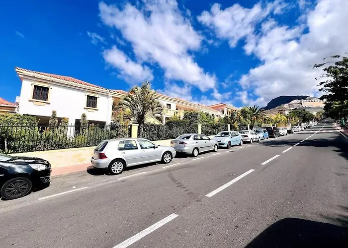 Ocean View With Pools Appartement *