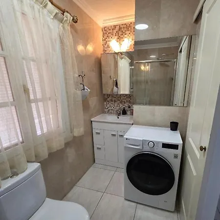 Ocean View With Pools Apartman