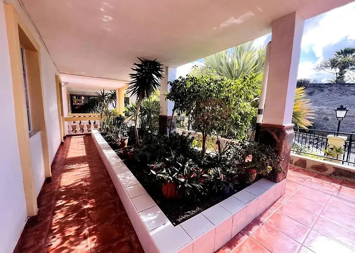 Ocean View With Pools אדחה