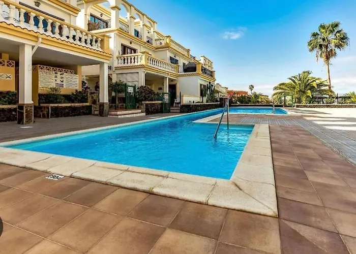 Ocean View With Pools * אדחה