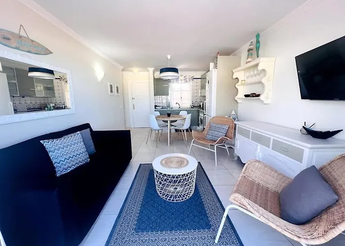 Ocean View With Pools Apartment *