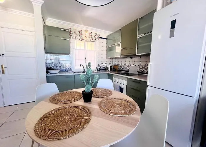 Apartment Ocean View With Pools